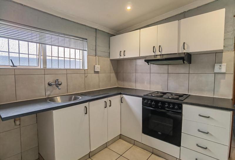 4 Bedroom Property for Sale in Goodwood Estate Western Cape